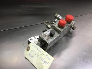 Liebherr Bloque de distribución